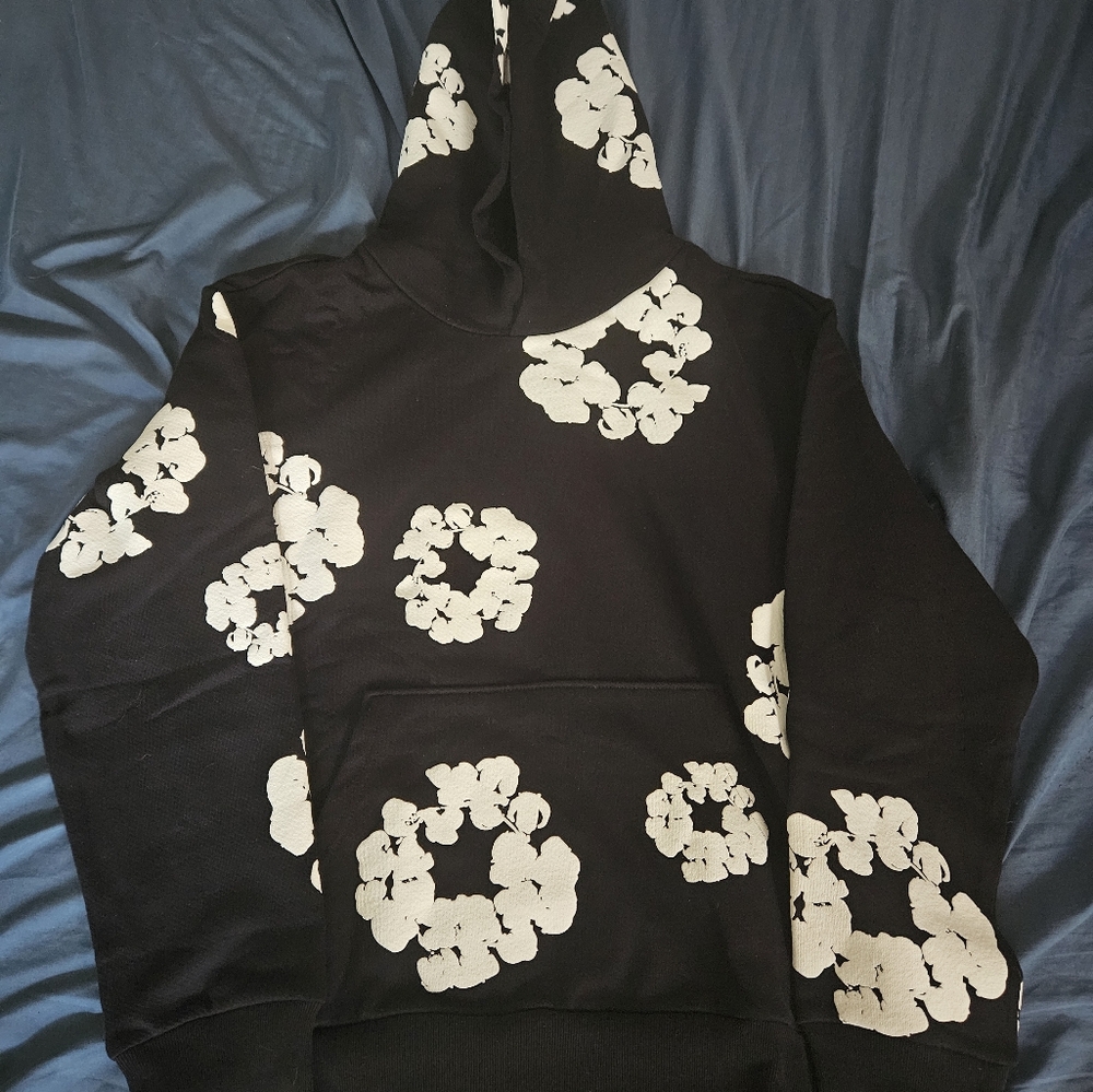 Denim Tears Cotton Wreath Hoodie Black Small